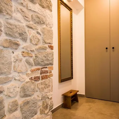 Memento - In The Heart Of Old Town * Split