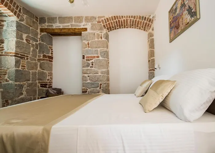 Memento - In The Heart Of Old Town *