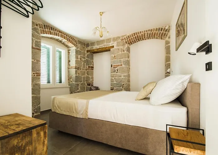 Memento - In The Heart Of Old Town *