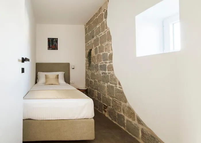 Memento - In The Heart Of Old Town *