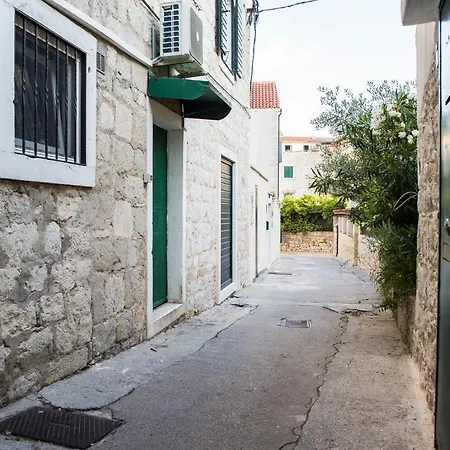Memento - In The Heart Of Old Town Apartman